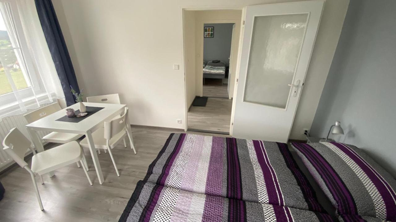 Penzion Kamejk Kamyk nad Vltavou Esterno foto